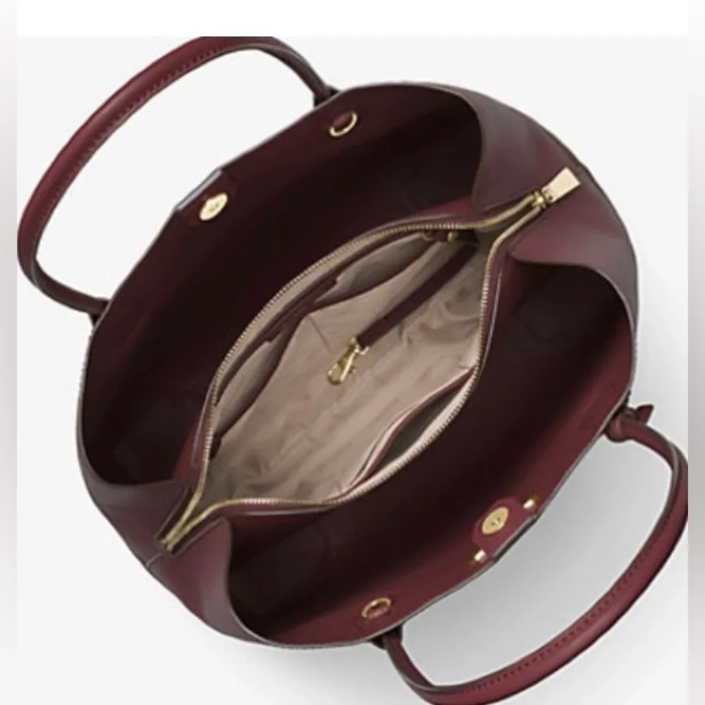 Michael Kors Mercer Gallery Satchel • Large • Reinforced Corners • Center Zip - Picture 4 of 16